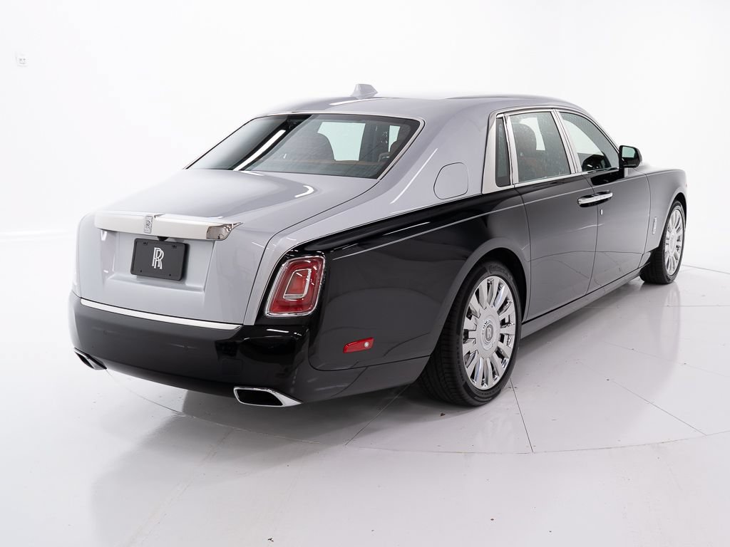 Certified 2023 Rolls-Royce Phantom Sedan RWD image 5