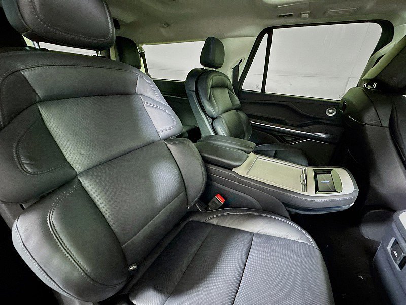 New 2025 Lincoln Navigator L Reserve image 29