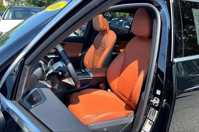 Used 2026 Mercedes-Benz GLC 300 4MATIC image 6