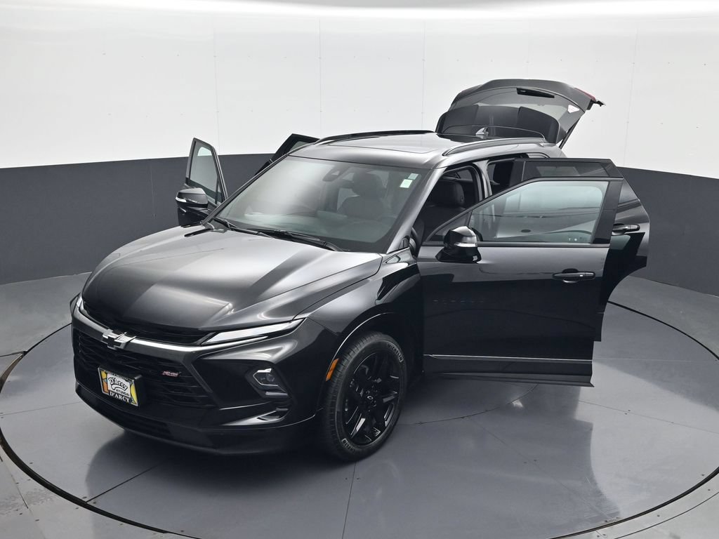 Used 2025 Chevrolet Blazer RS w/ Driver Confidence II Package AWD/4WD image 30
