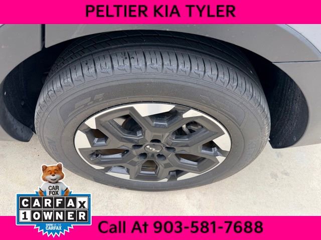 Used 2024 Kia Sorento S w/ Panoramic Sunroof Package FWD image 9