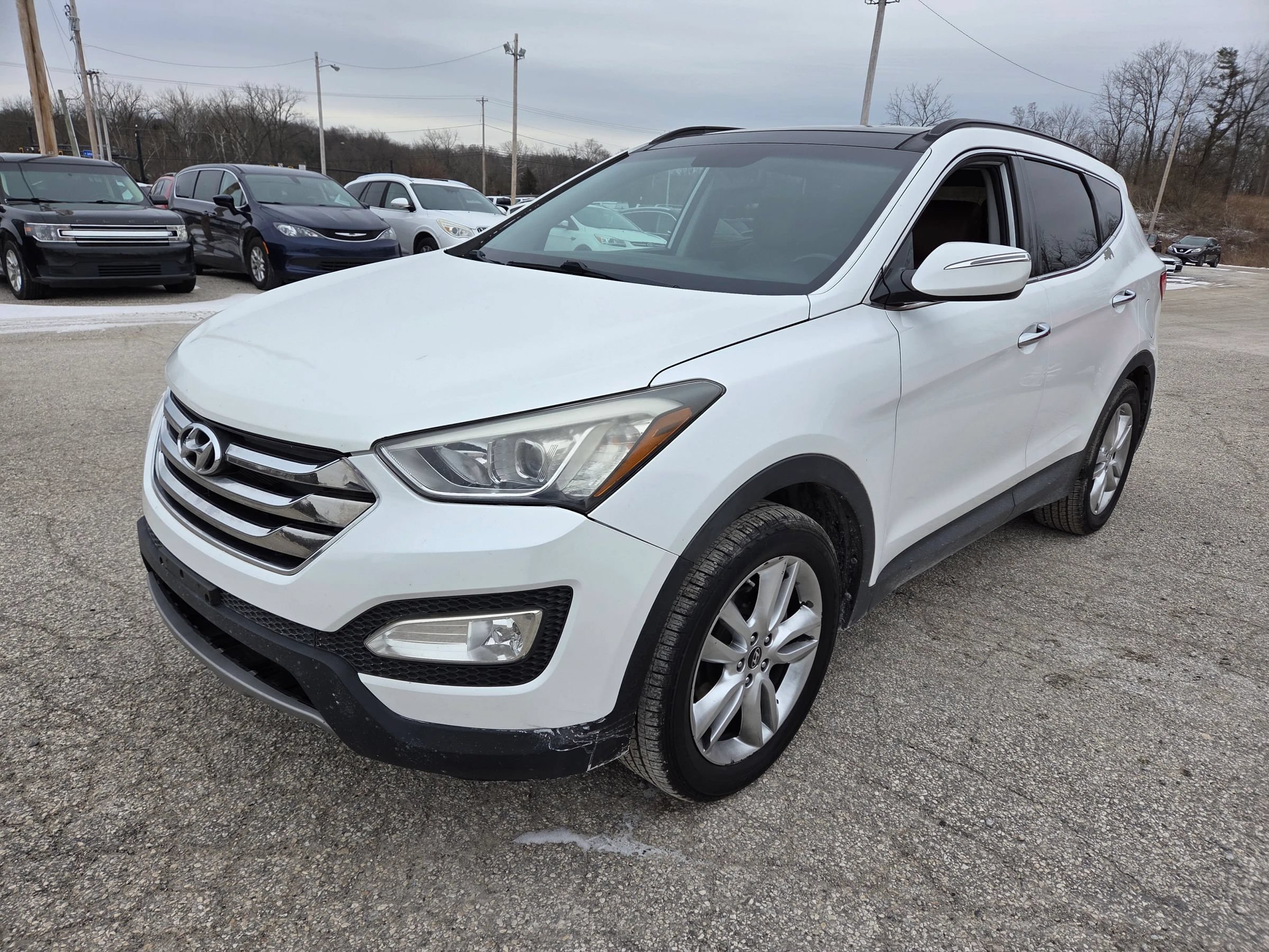 Used 2014 Hyundai Santa Fe Sport 2.0T w/ Technology Package 05 FWD image 2