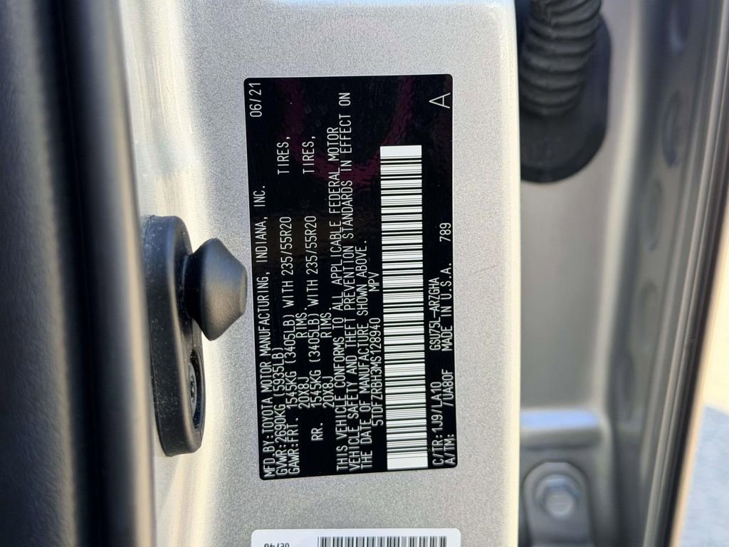 Used 2021 Toyota Highlander Platinum AWD/4WD image 28