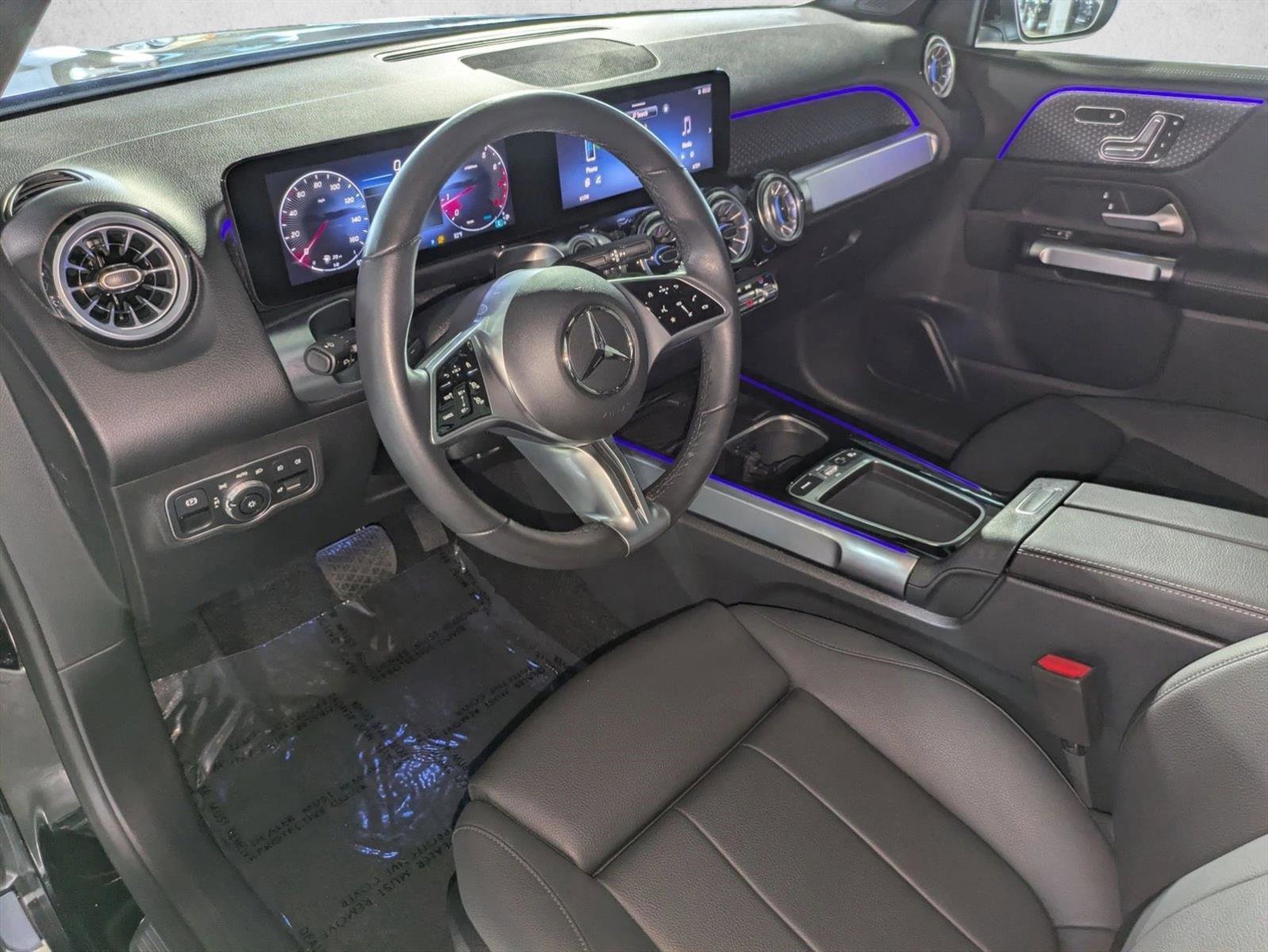 Certified 2025 Mercedes-Benz GLB 250 image 10