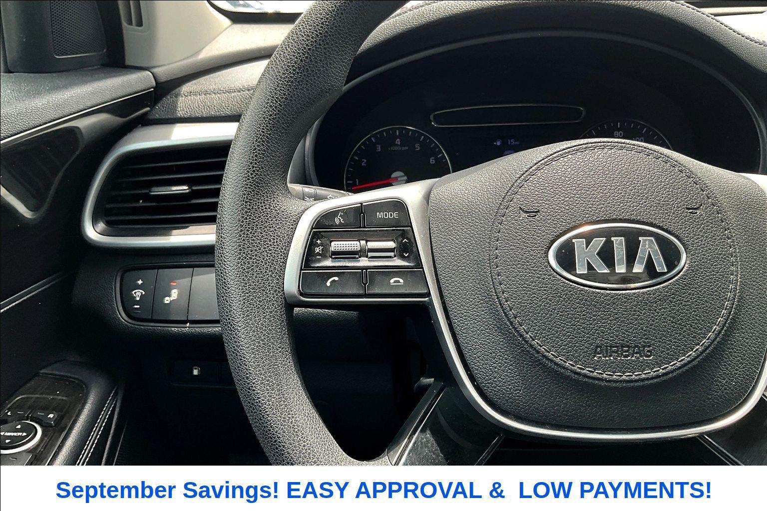Used 2019 Kia Sorento FWD image 13