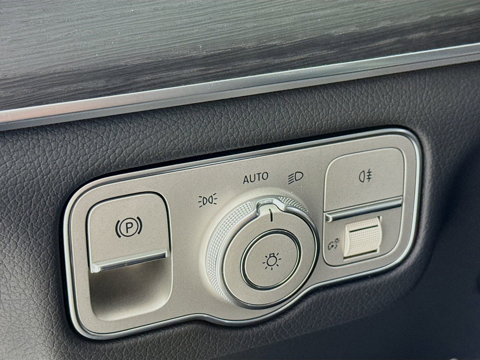 New 2026 Mercedes-Benz GLS 450 4MATIC image 11