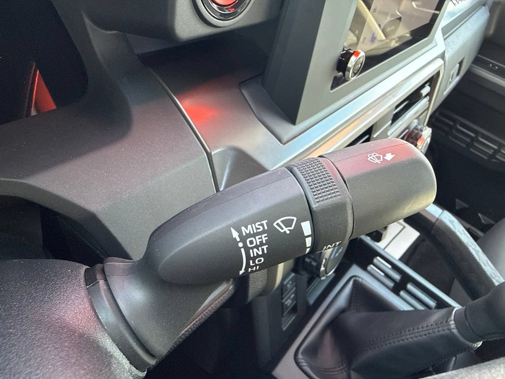 Used 2025 Toyota Tacoma TRD Off-Road AWD/4WD image 30