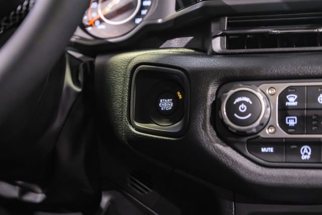 Used 2025 Jeep Gladiator Sport AWD/4WD image 53