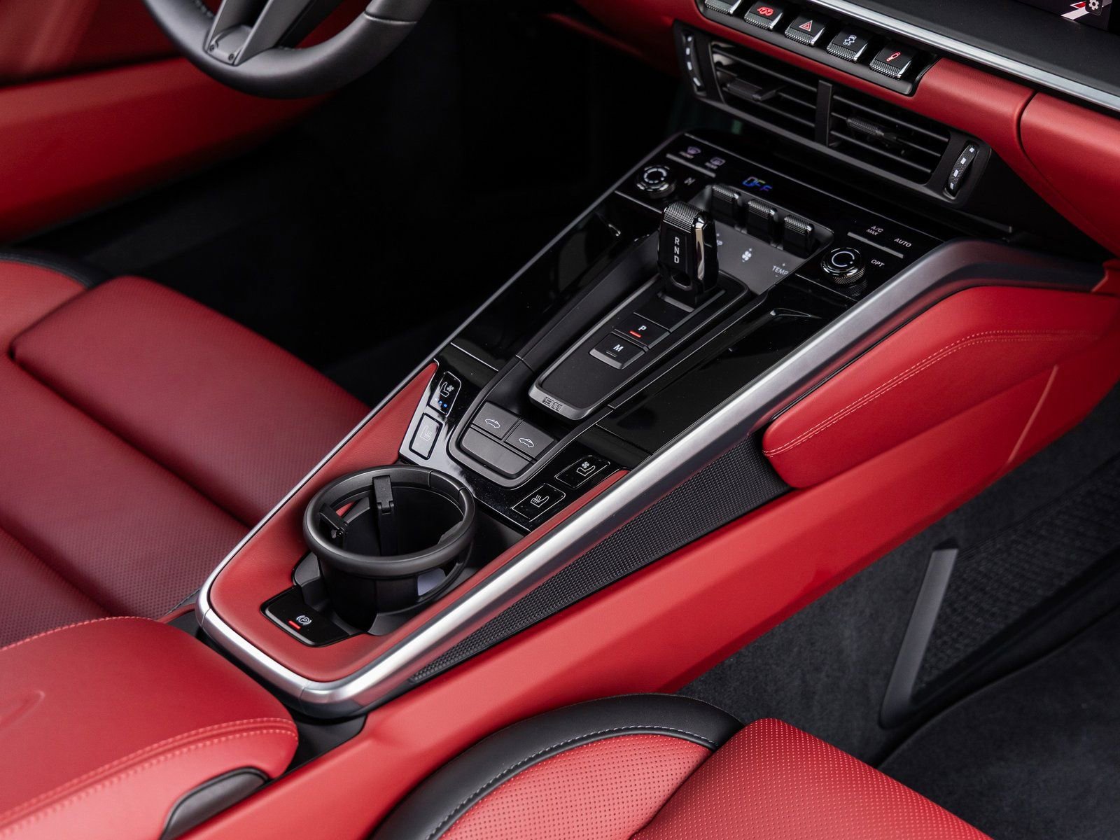 Certified 2026 Porsche 911 Targa 4 GTS image 39