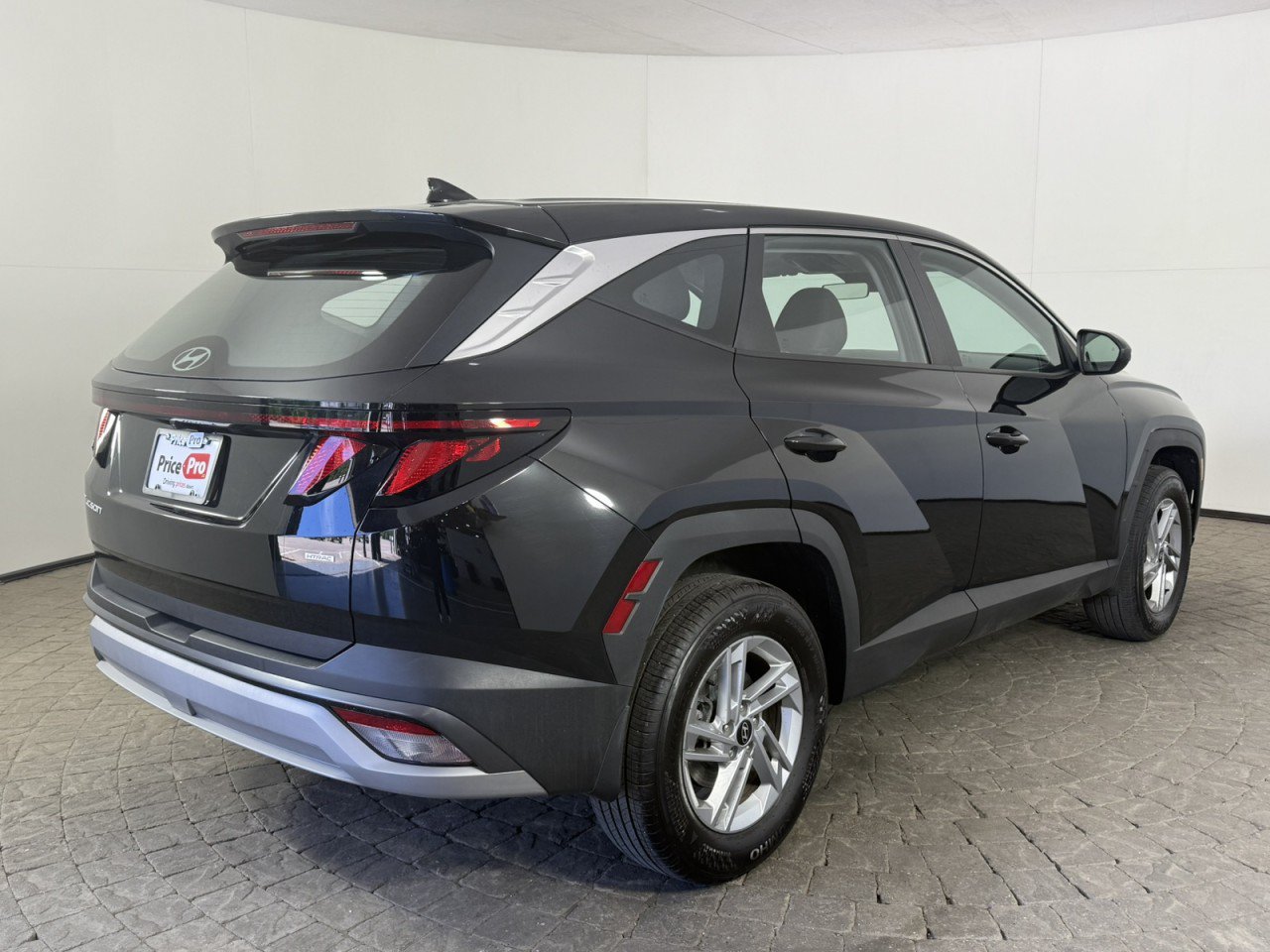 Used 2026 Hyundai Tucson SE AWD/4WD image 9