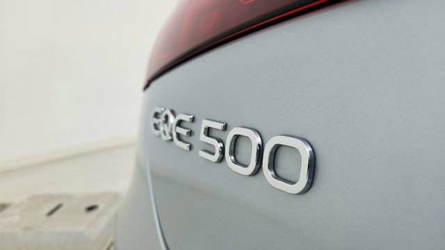 Used 2023 Mercedes-Benz EQE 500 4MATIC Sedan w/ Digital Light Package image 16