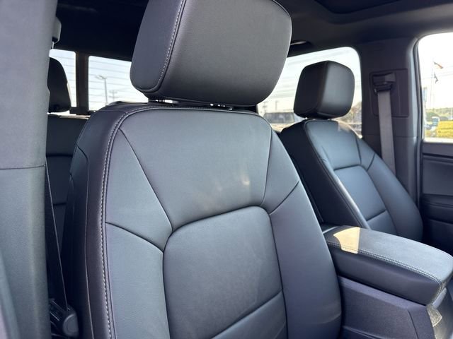 New 2026 GMC Canyon Elevation w/ Convenience Package image 25