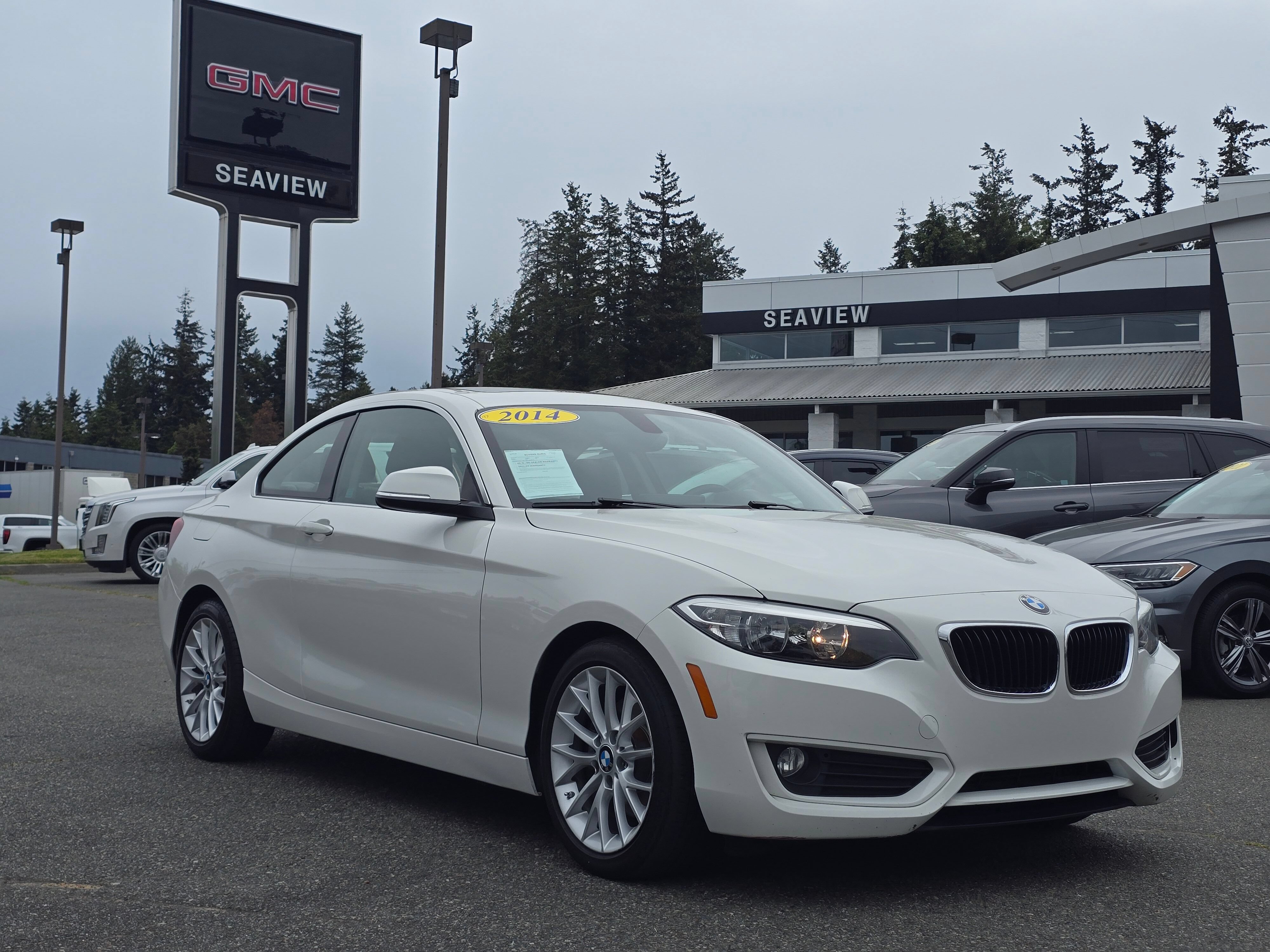 Used 2014 BMW 228i Coupe RWD image 1