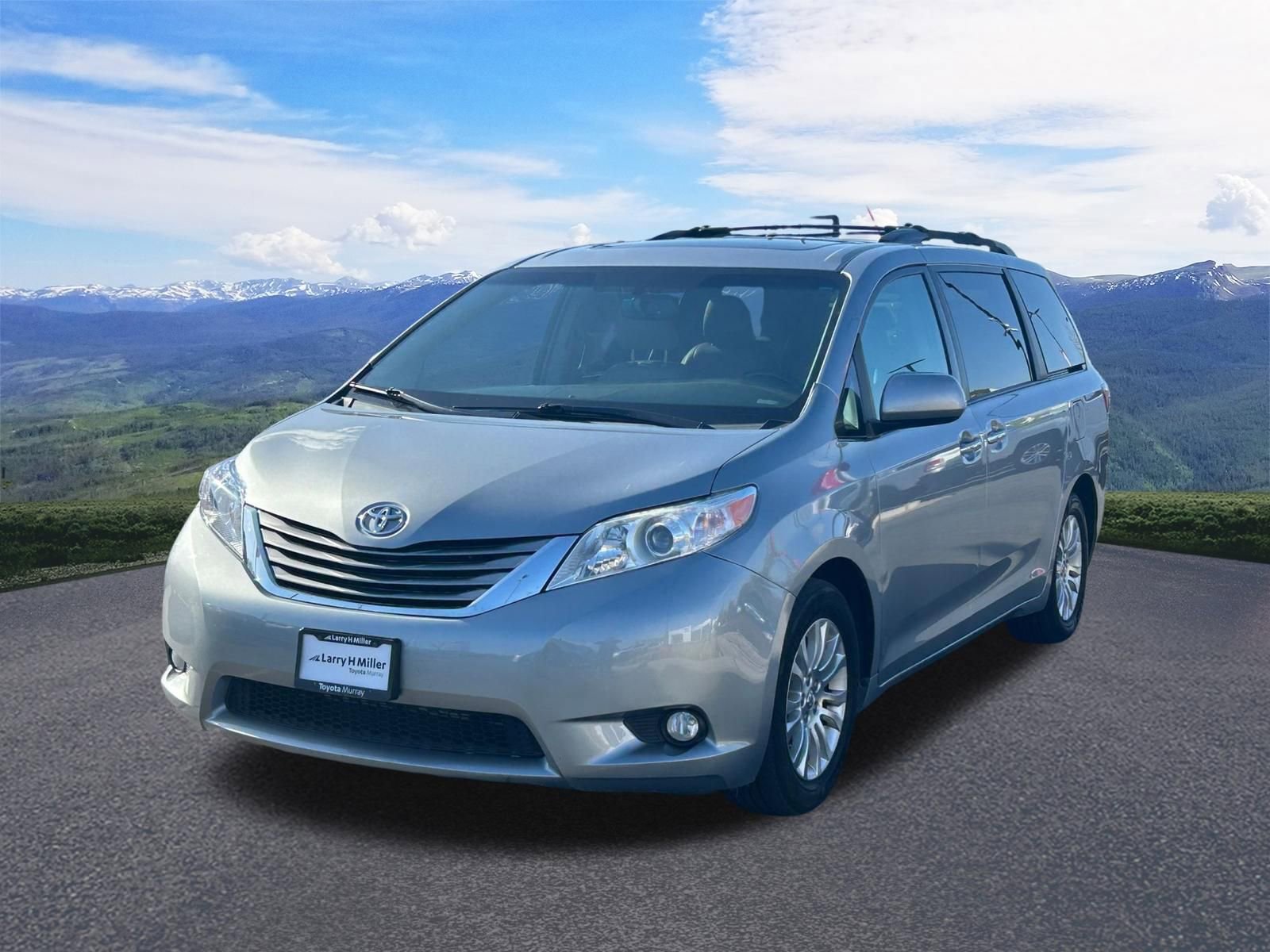 Used 2016 Toyota Sienna XLE