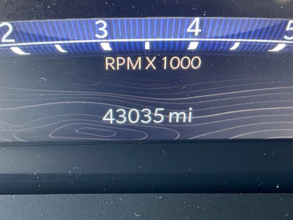 Used 2023 Jeep Grand Cherokee Laredo X image 17