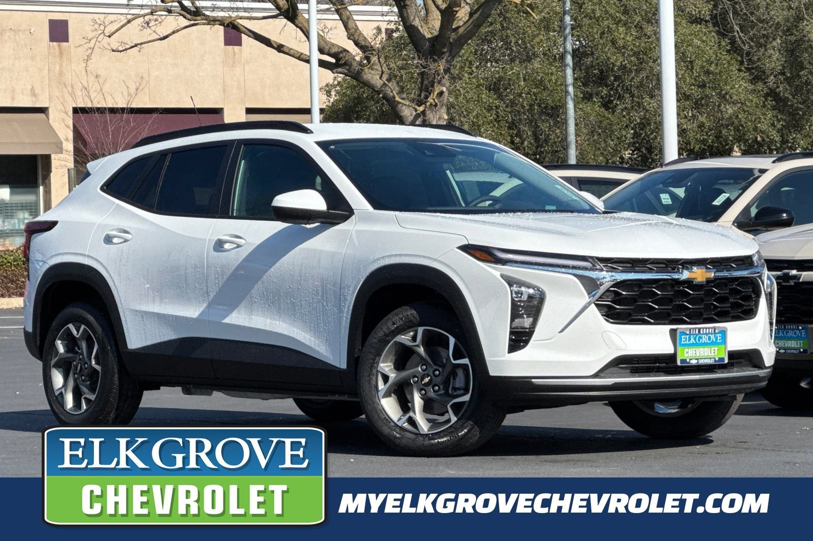 New 2026 Chevrolet Trax LT w/ Driver Confidence Package image 1