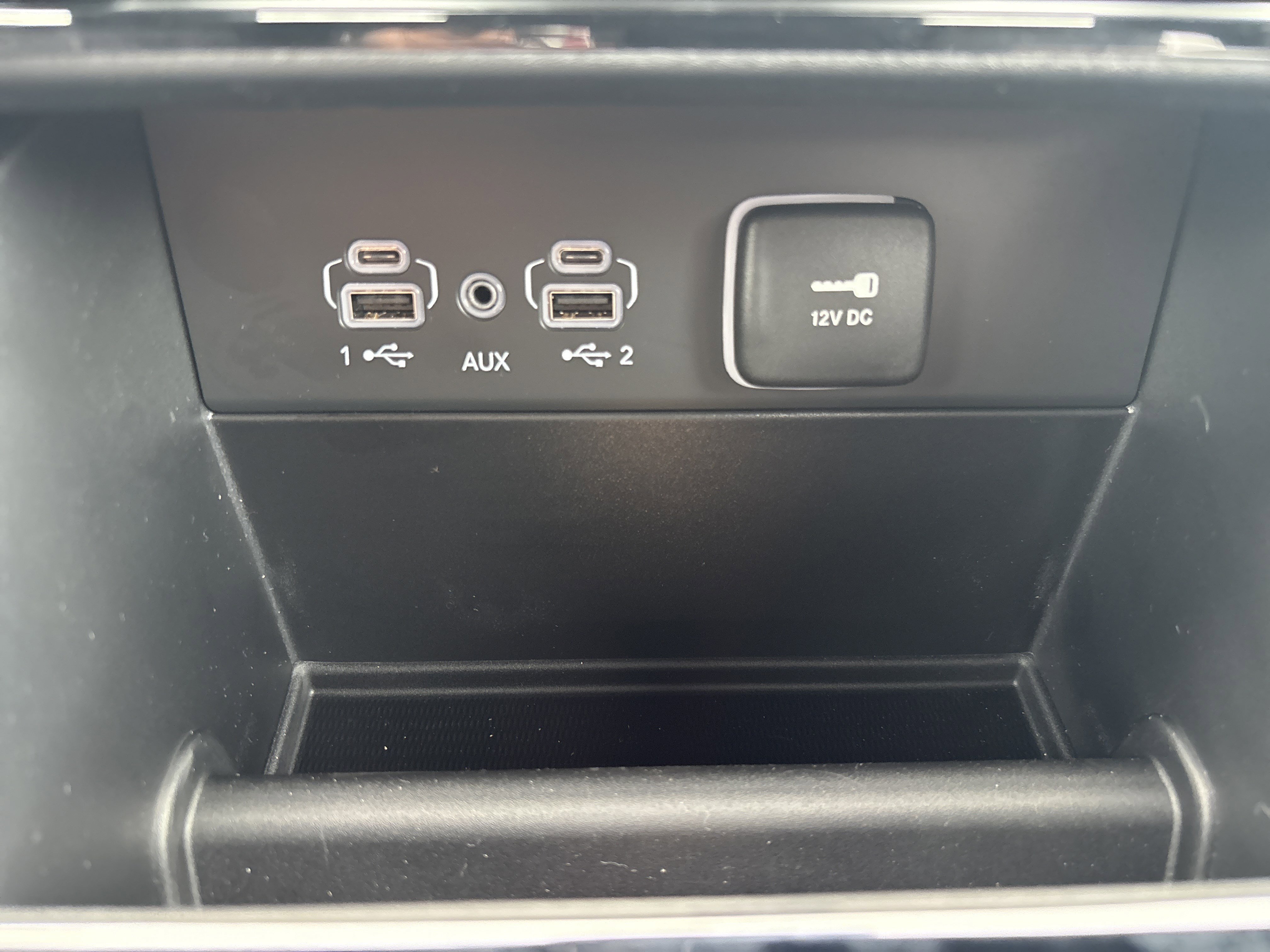 New 2025 Jeep Grand Cherokee L Limited w/ Black Appearance Package image 33