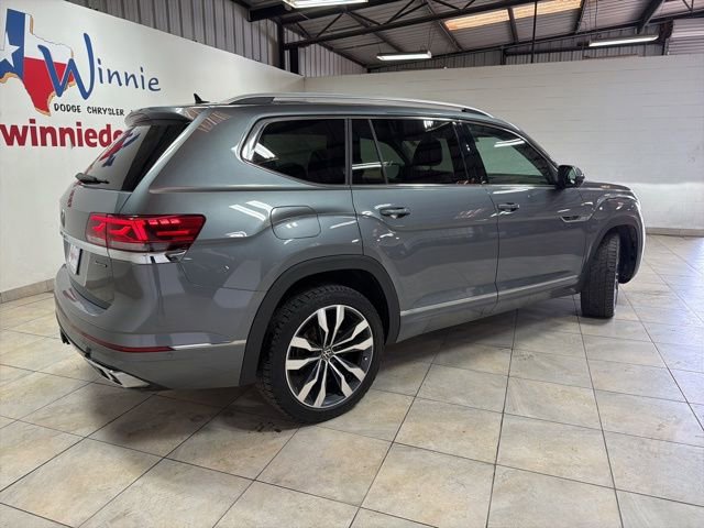Used 2023 Volkswagen Atlas SEL Premium image 3