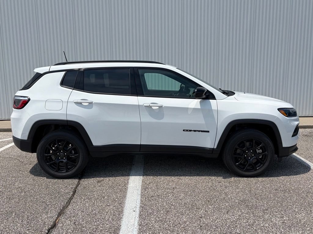 New 2026 Jeep Compass Latitude AWD/4WD image 7