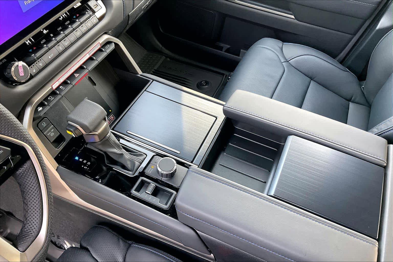 New 2026 Toyota Tundra Platinum image 7