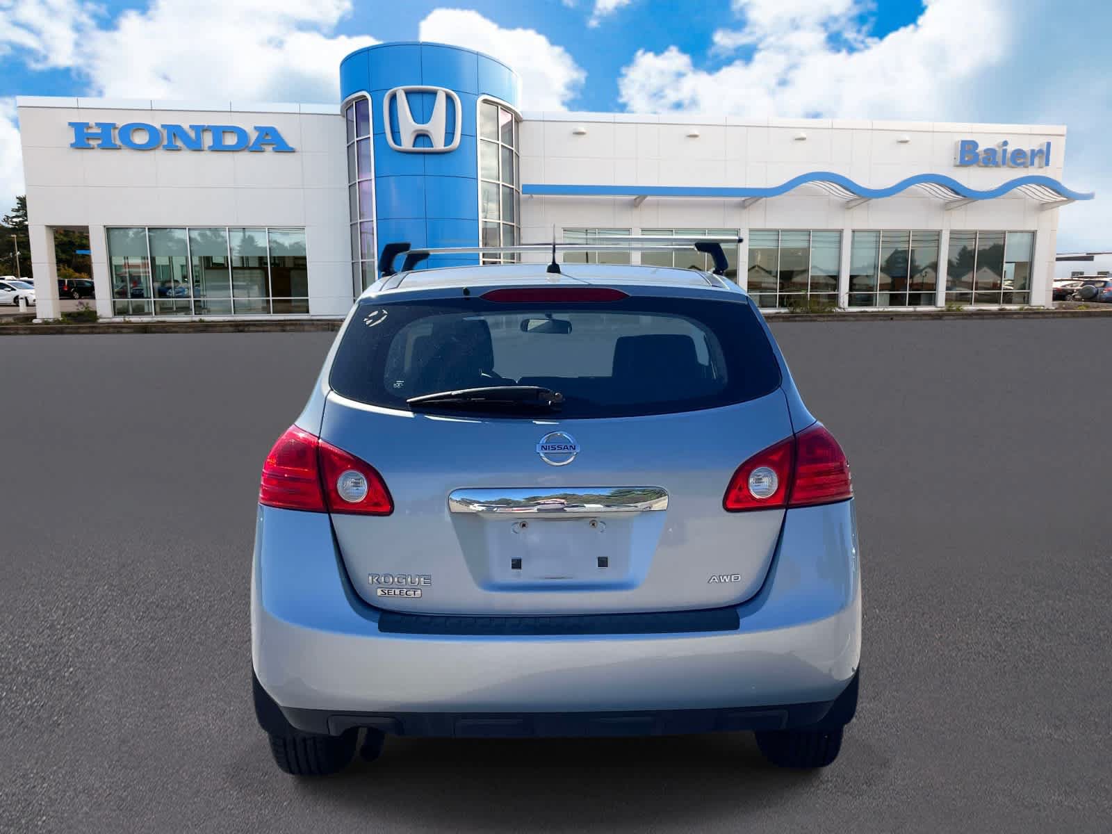 Used 2014 Nissan Rogue S AWD/4WD image 4