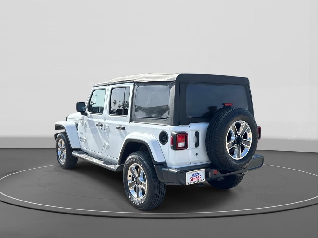 Used 2018 Jeep Wrangler Unlimited Sahara image 7