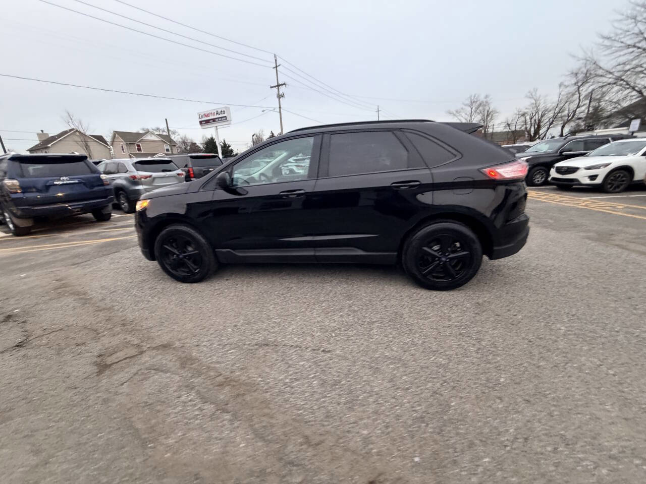 Used 2018 Ford Edge SE image 35