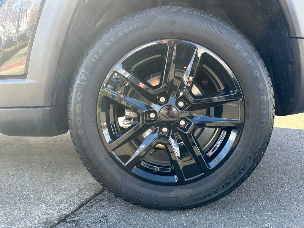 Used 2022 Jeep Compass Latitude image 27