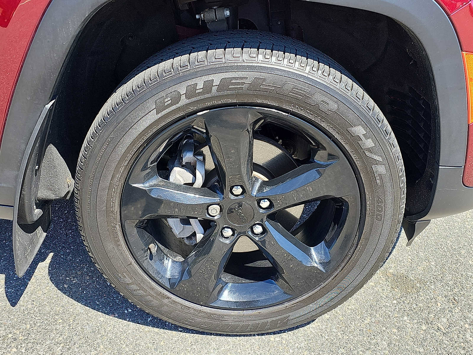 Used 2023 Jeep Grand Cherokee Altitude AWD/4WD image 8