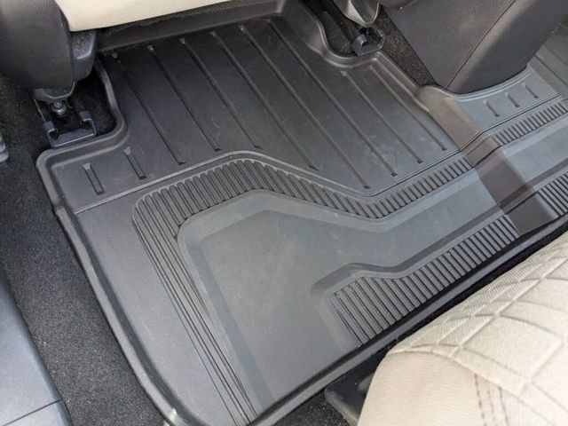 Certified 2024 Honda HR-V LX image 31
