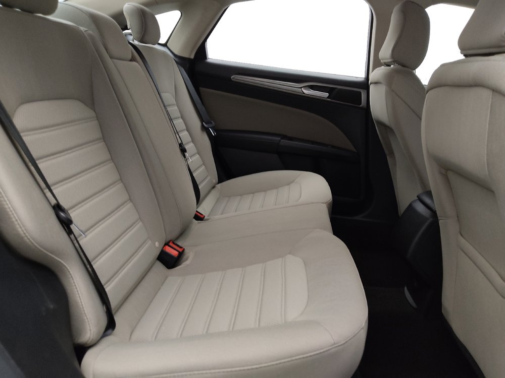 Used 2020 Ford Fusion S FWD image 19