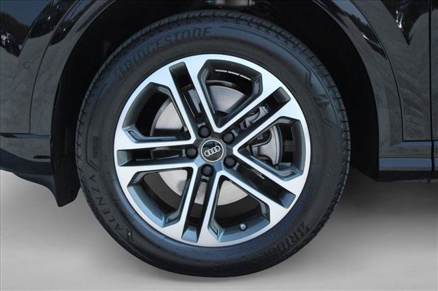 Used 2025 Audi Q5 Premium w/ Convenience Package AWD/4WD image 13