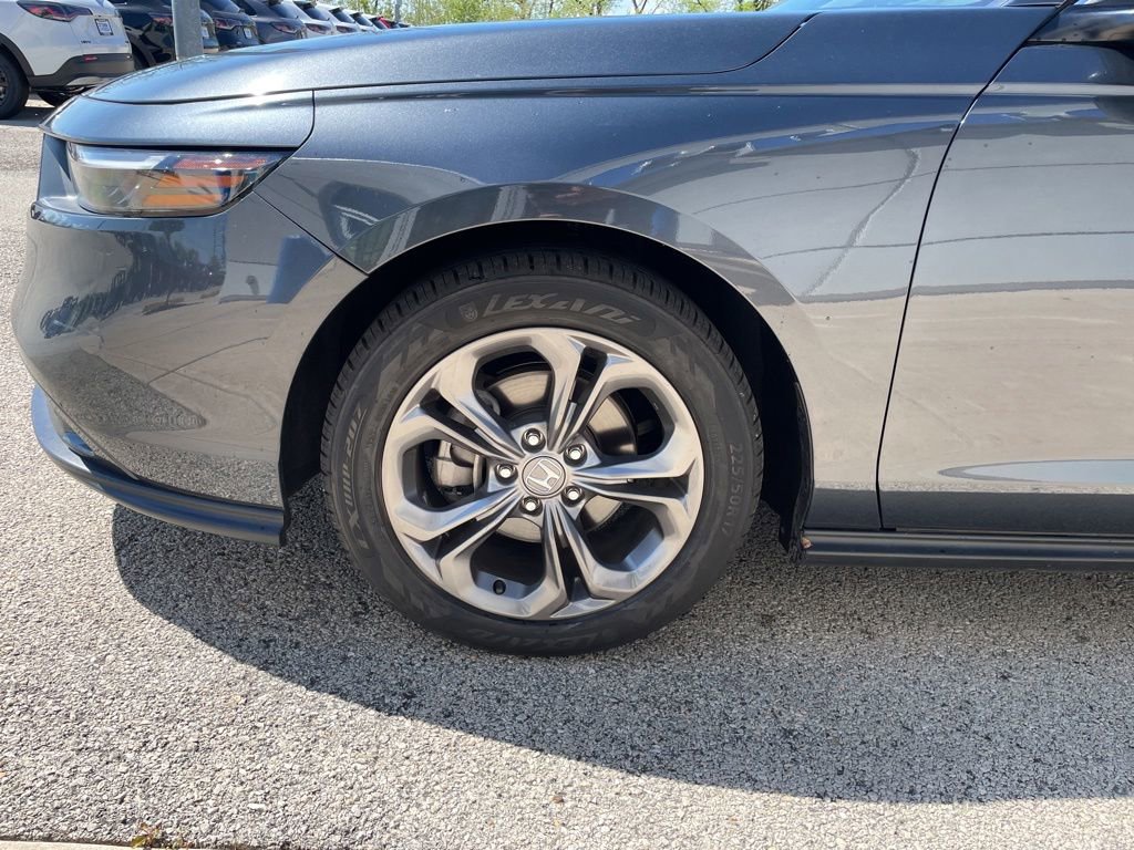 Used 2023 Honda Accord EX image 16