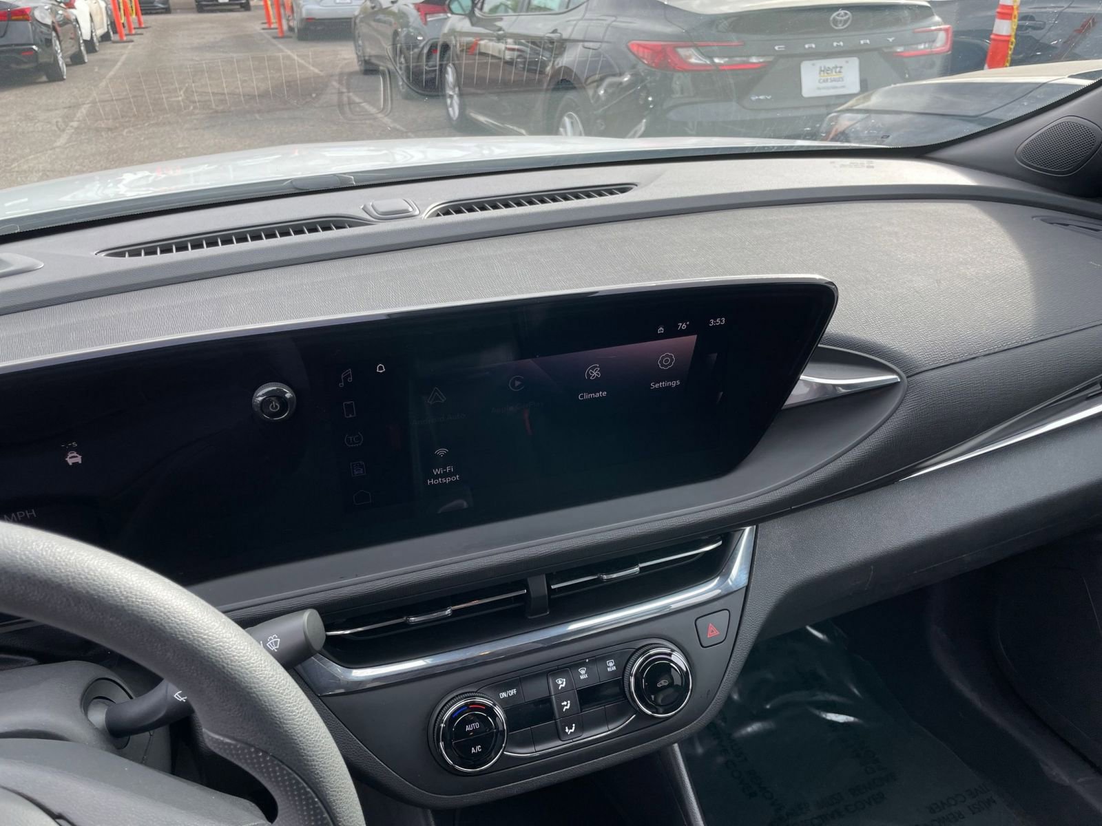 Used 2025 Buick Envista Preferred image 20