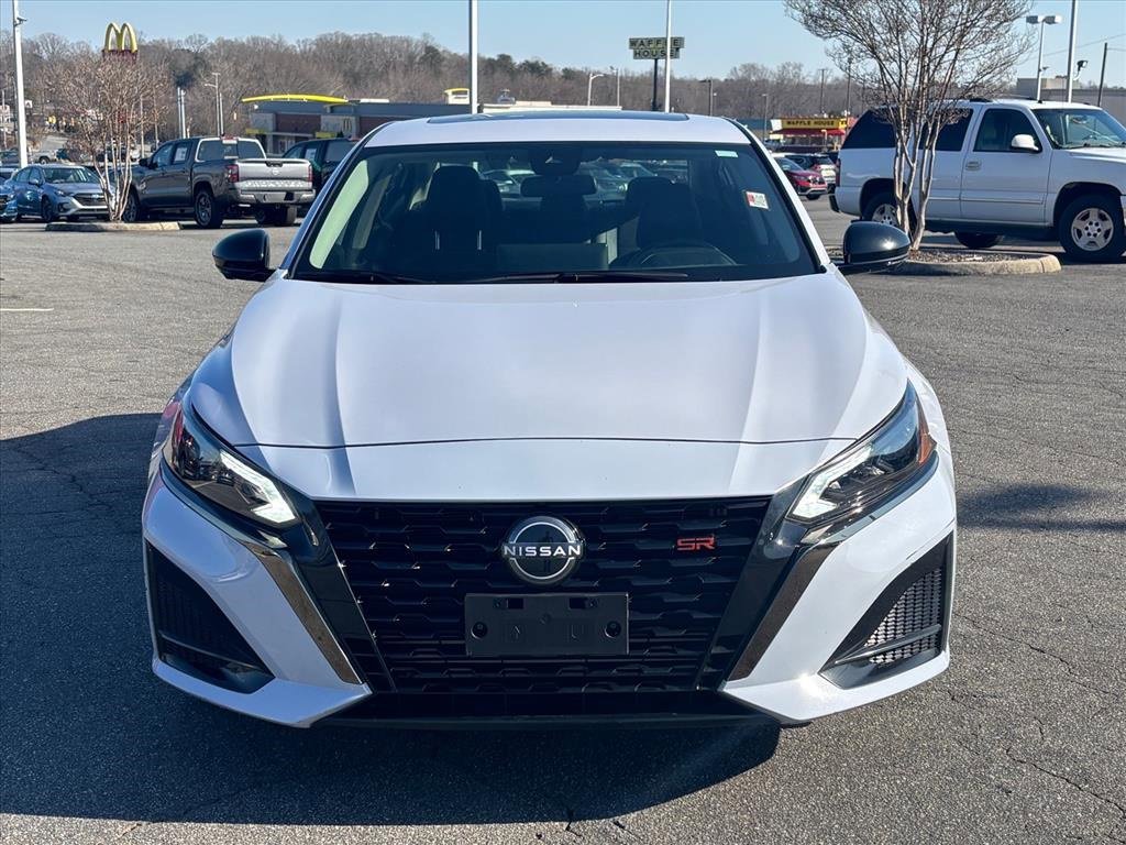 Used 2024 Nissan Altima 2.0 SR image 22