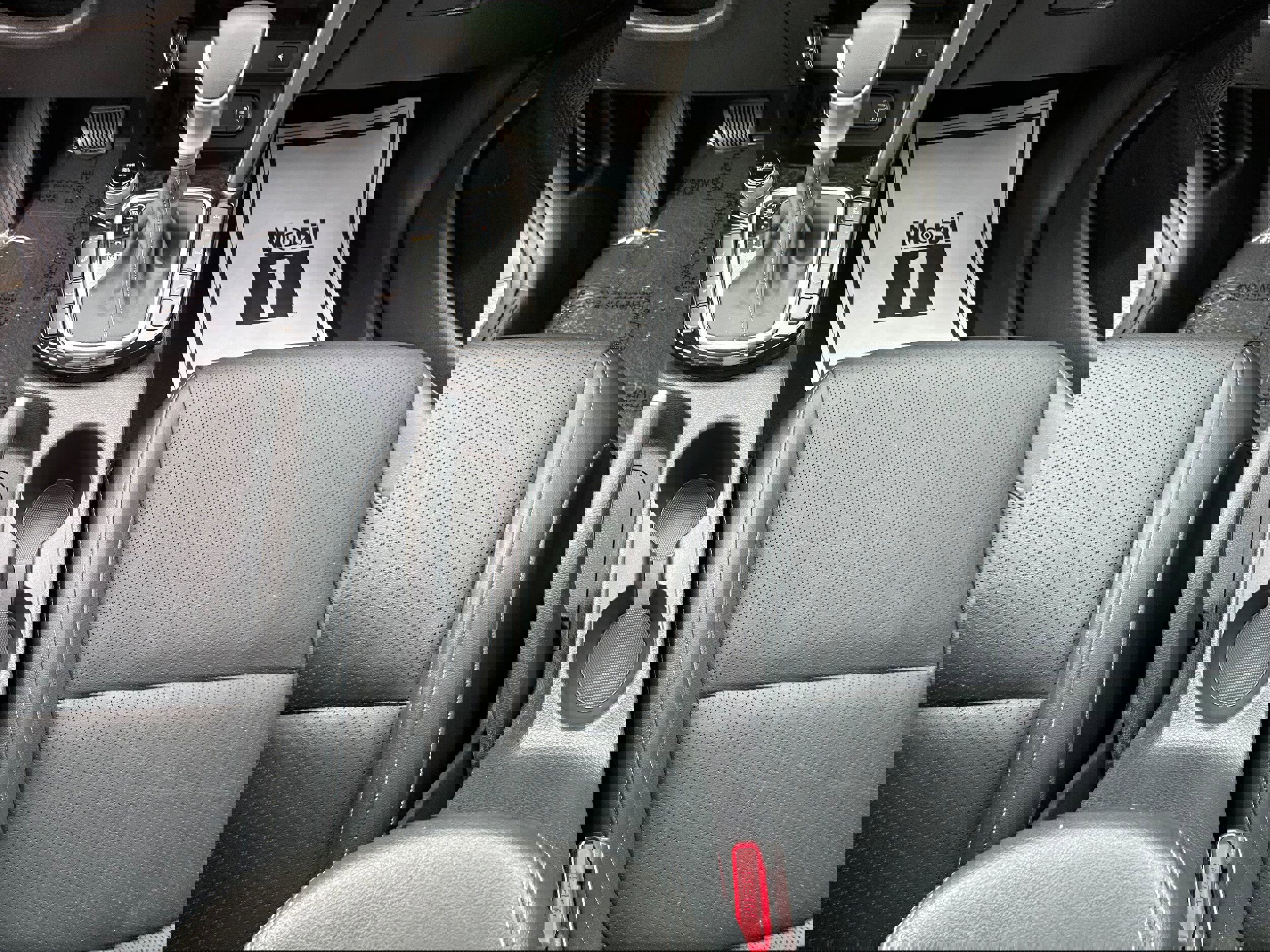 Used 2024 Kia Seltos EX image 27