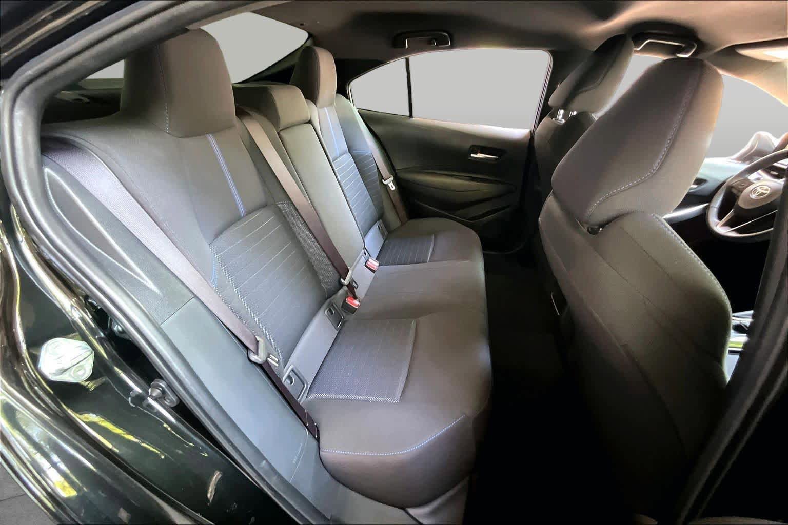 Used 2022 Toyota Corolla SE FWD image 20