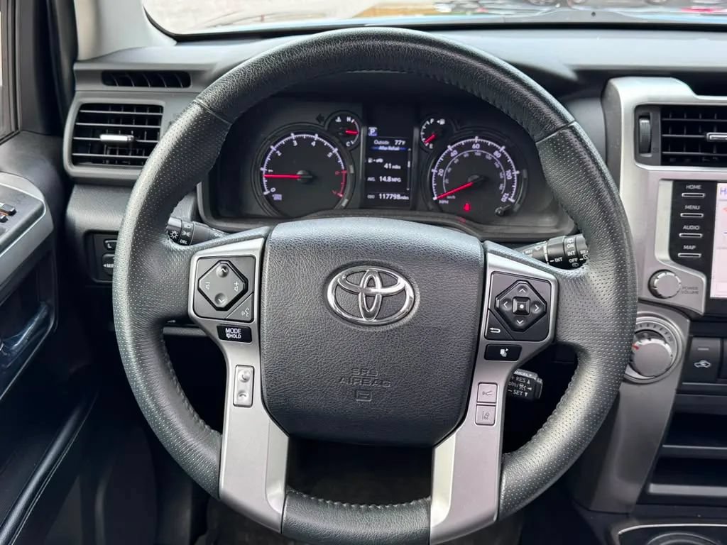 Used 2021 Toyota 4Runner SR5 Premium w/ Moonroof Package AWD/4WD image 15