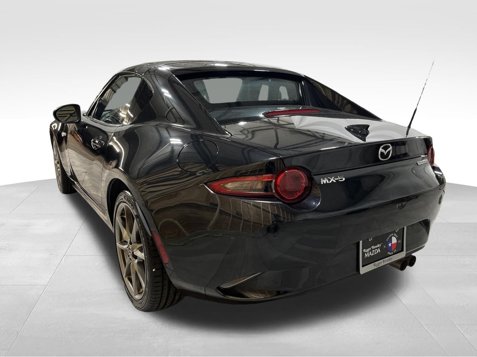 Certified 2022 MAZDA MX-5 Miata RF Grand Touring RWD image 7