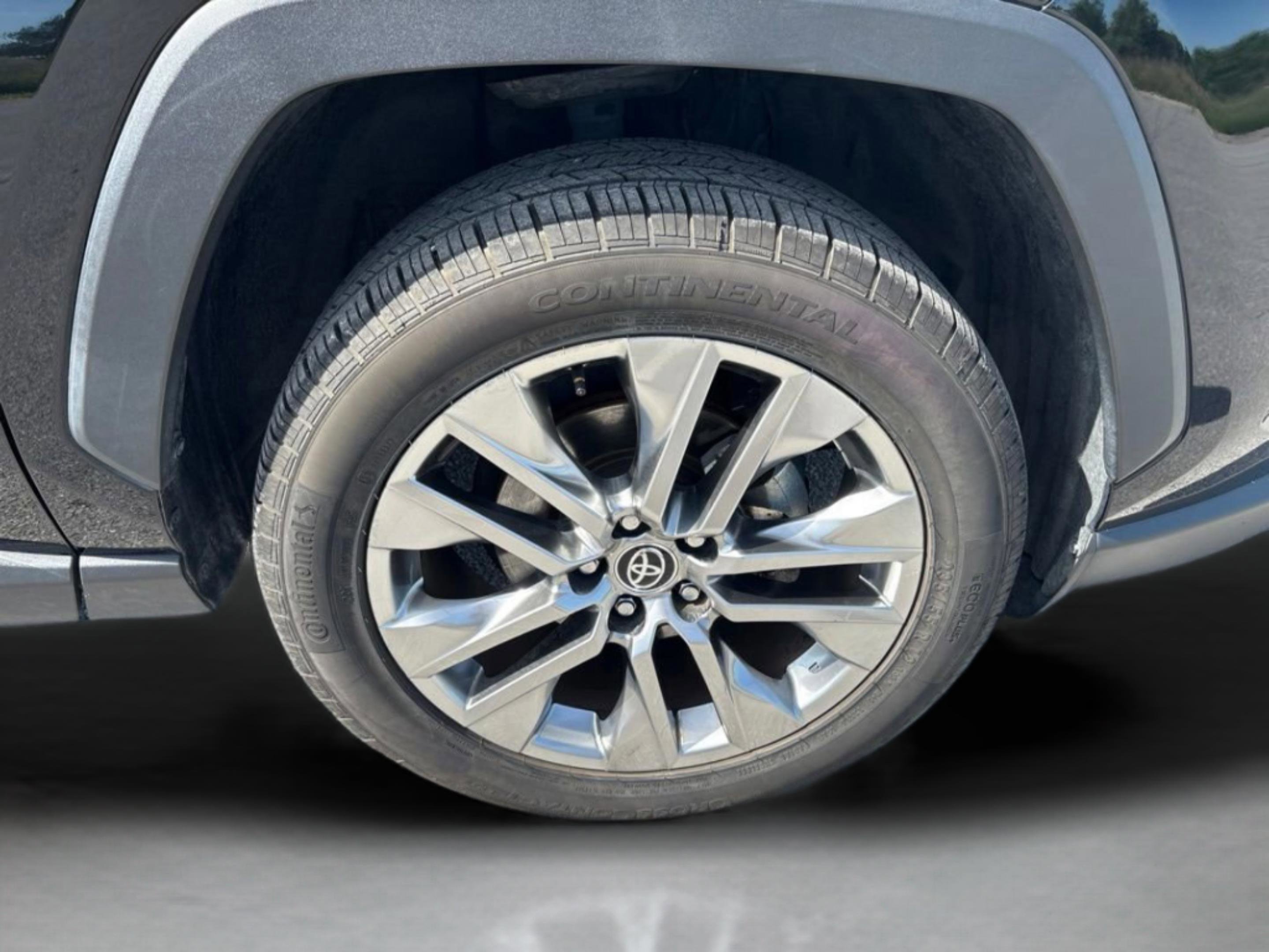 Used 2023 Toyota RAV4 XLE Premium FWD image 49