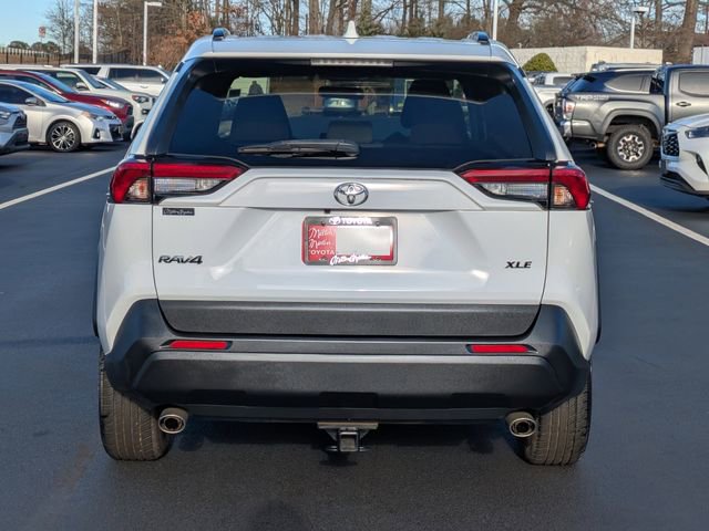 Used 2019 Toyota RAV4 XLE image 5