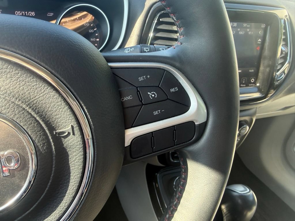 Used 2018 Jeep Compass Limited w/ Navigation Group AWD/4WD image 15