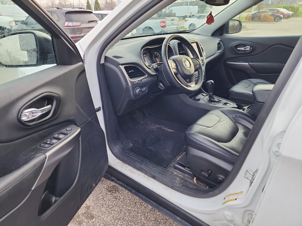 Used 2022 Jeep Cherokee Latitude Lux w/ Sun & Sound Group image 10