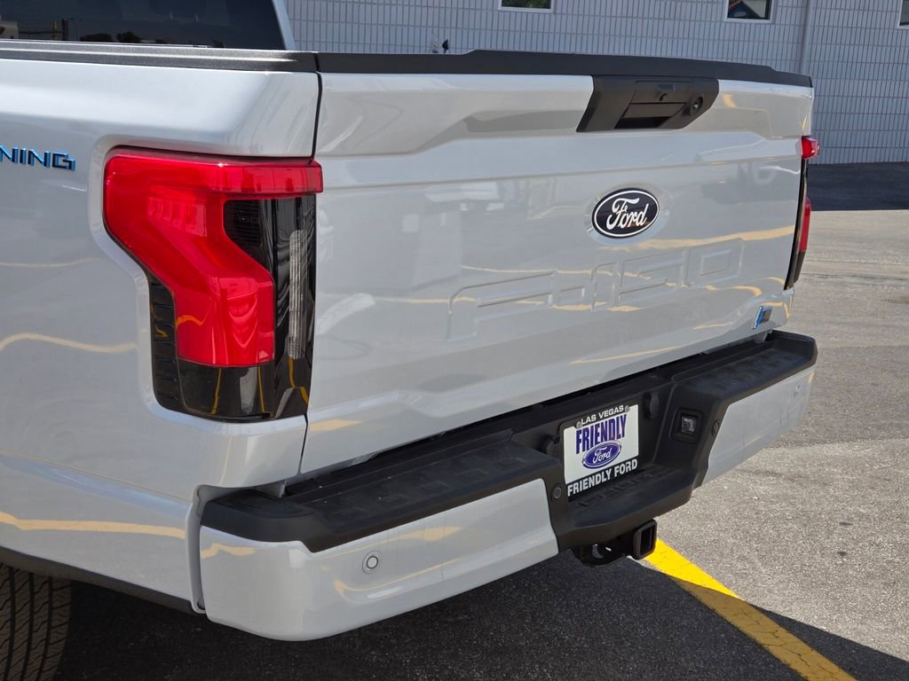 New 2025 Ford F150 Lightning Flash AWD/4WD image 5