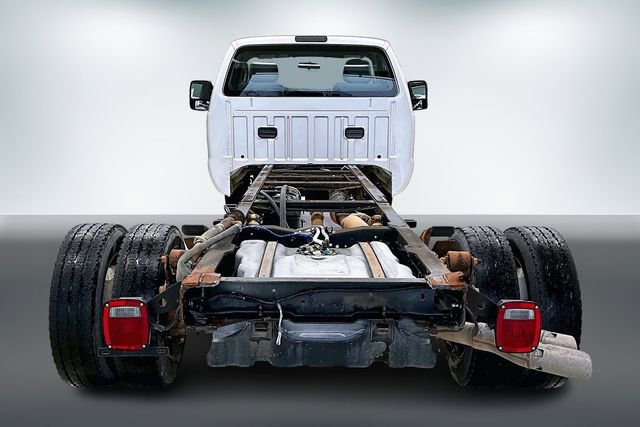 Used 2015 Ford F550 4x4 Regular Cab Super Duty image 8