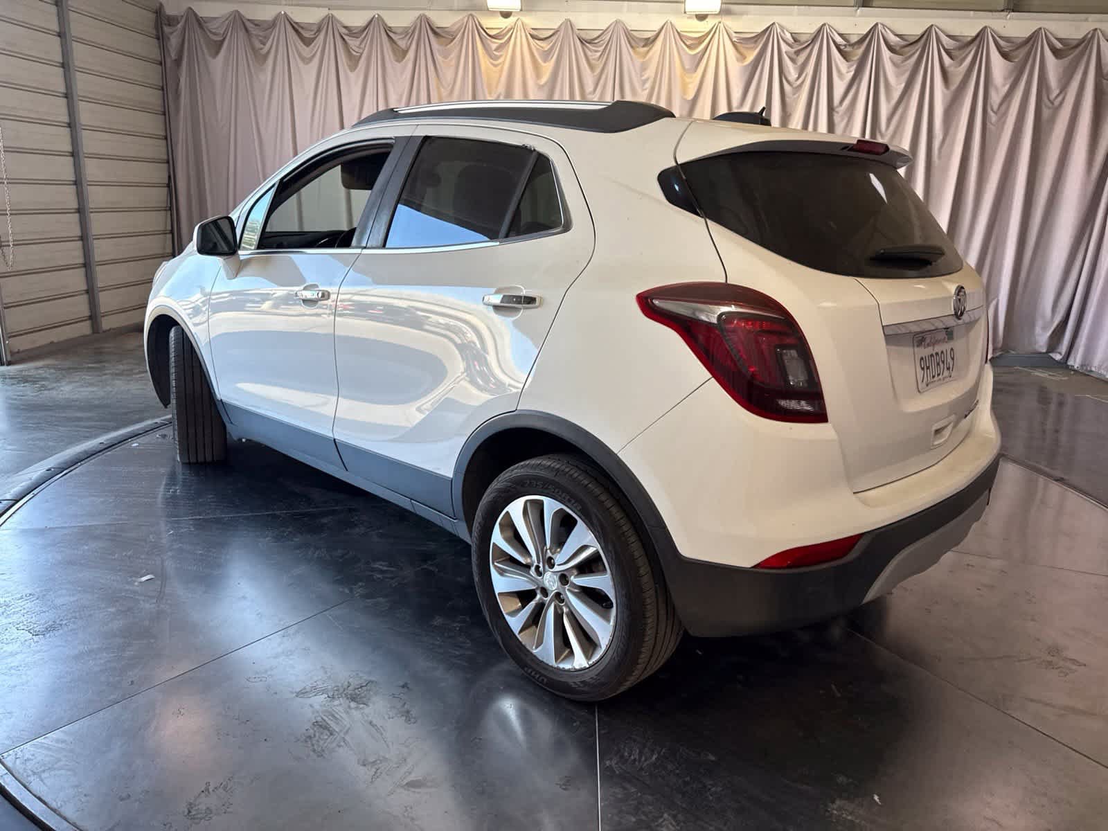 Used 2020 Buick Encore Preferred FWD image 7