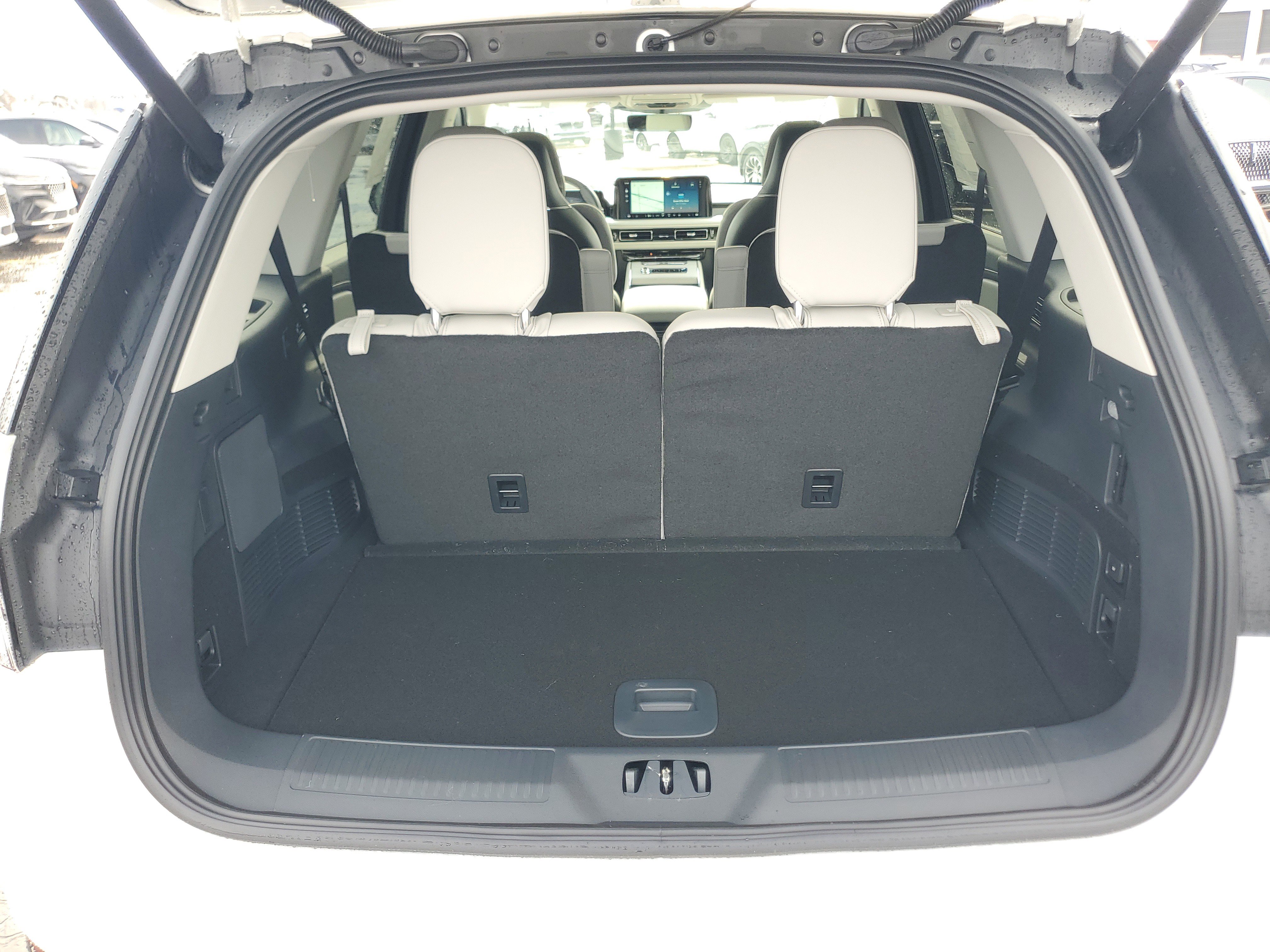 New 2026 Lincoln Aviator Reserve AWD/4WD image 28