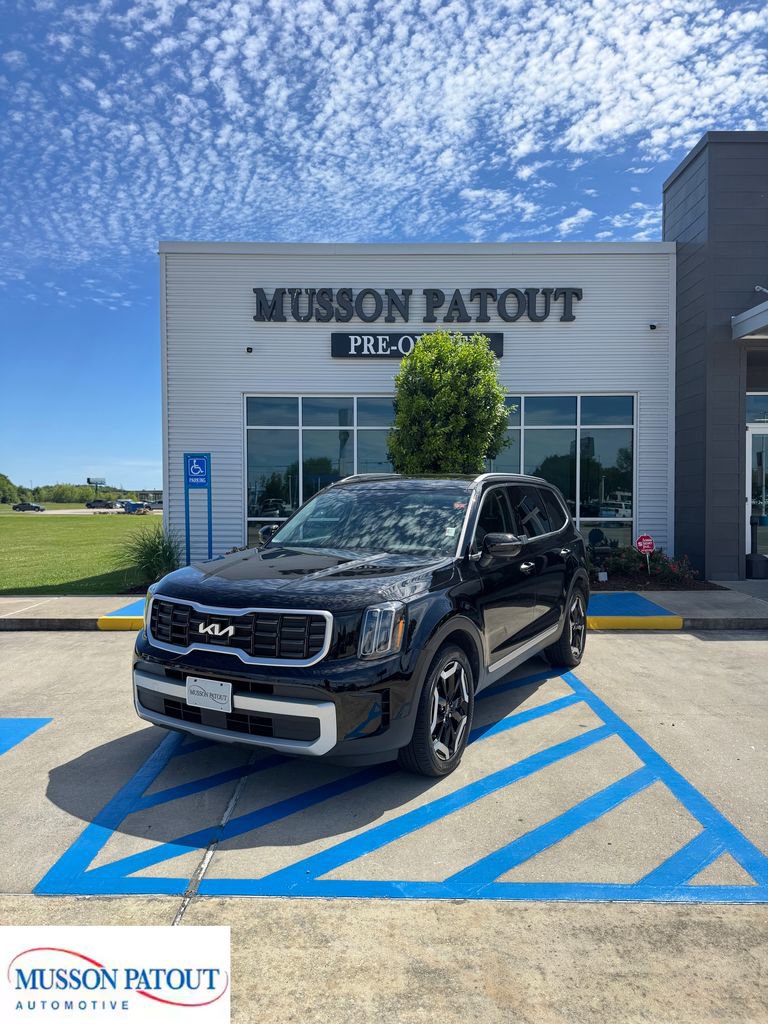 Used 2025 Kia Telluride S image 1