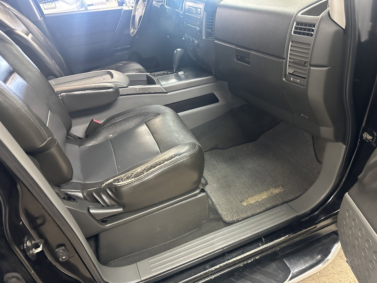 Used 2007 Nissan Titan SE image 52