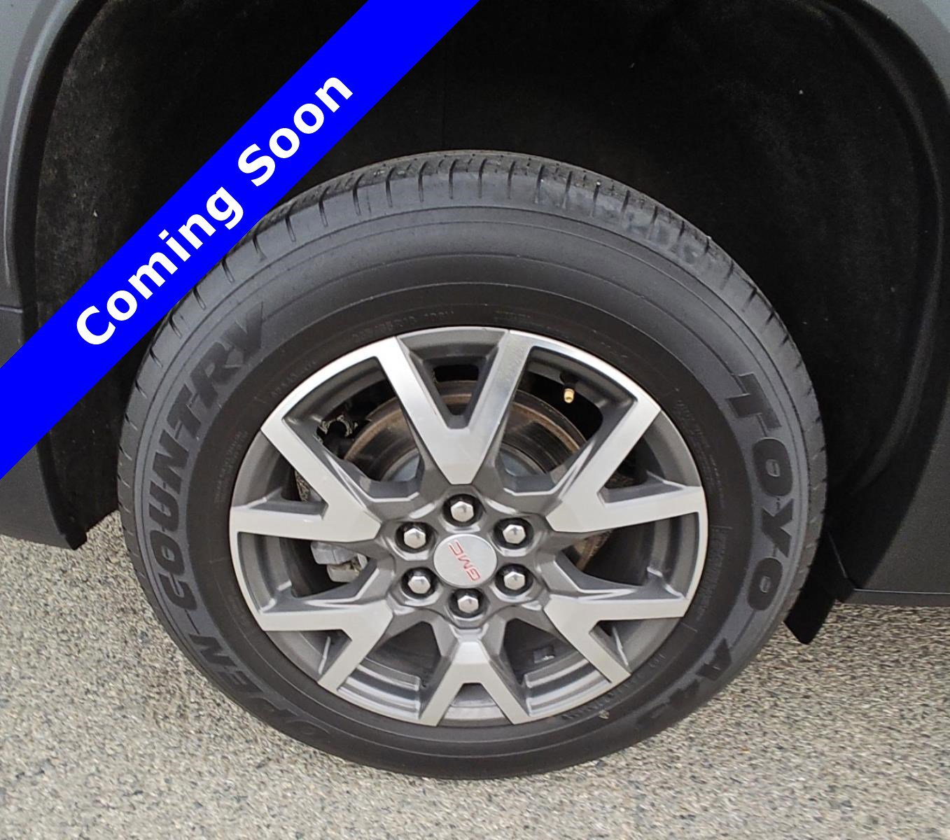 Used 2021 GMC Acadia SLE image 8